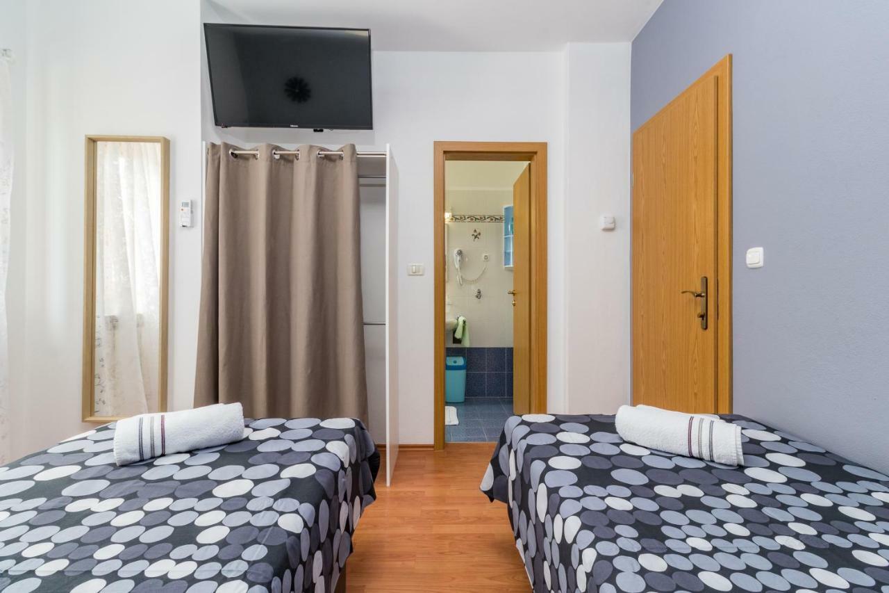 Apartment Anton, Fazana Exterior photo