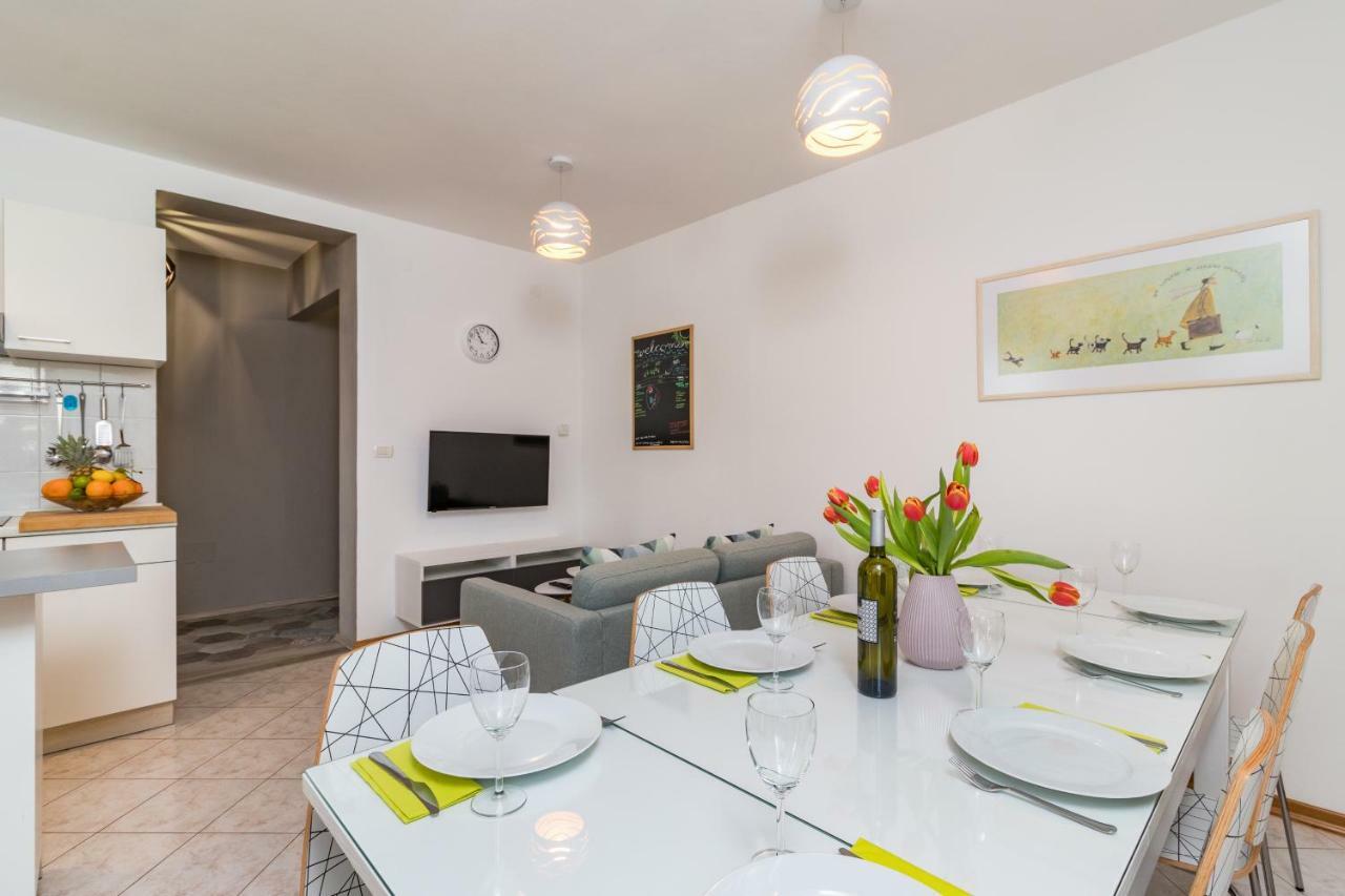 Apartment Anton, Fazana Exterior photo