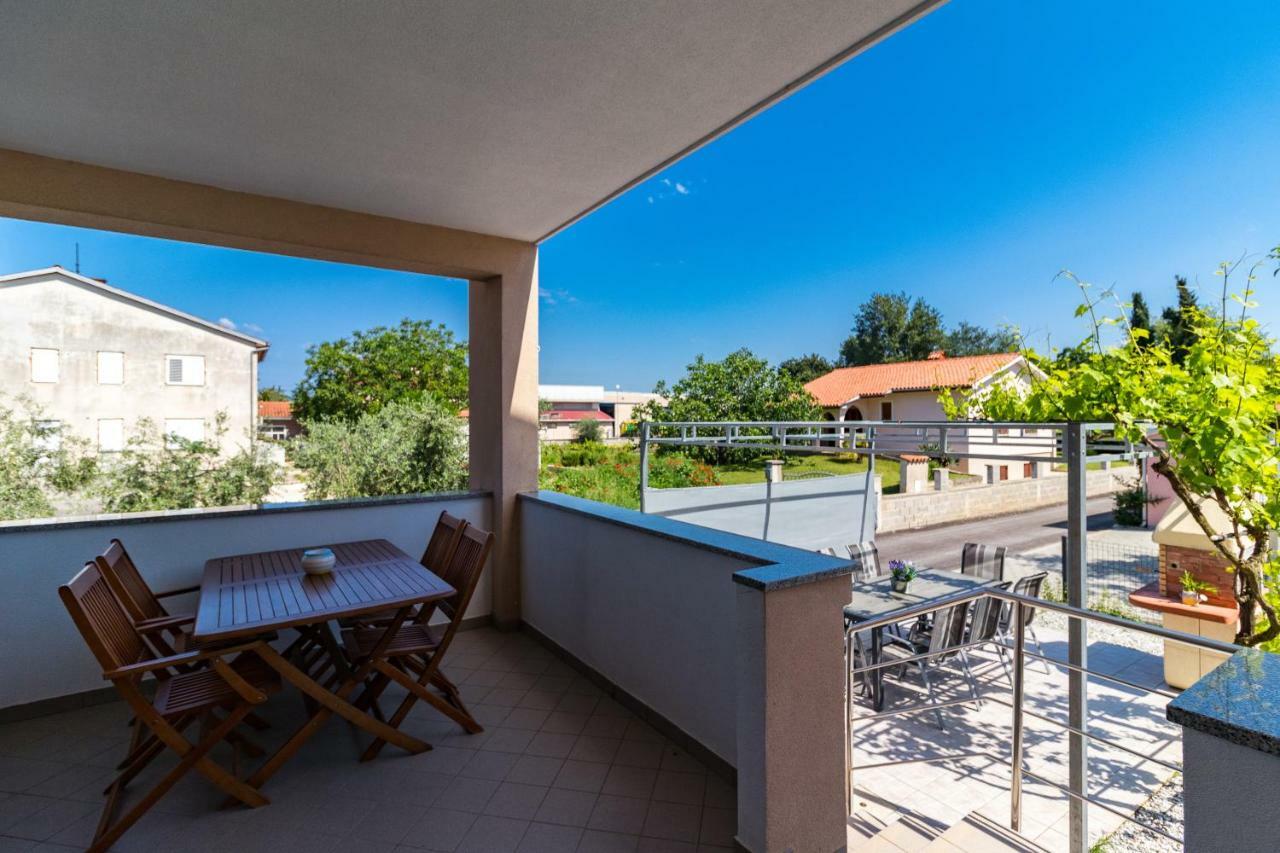 Apartment Anton, Fazana Exterior photo