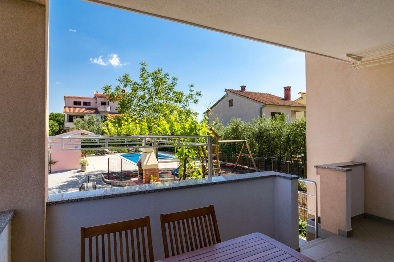 Apartment Anton, Fazana Exterior photo